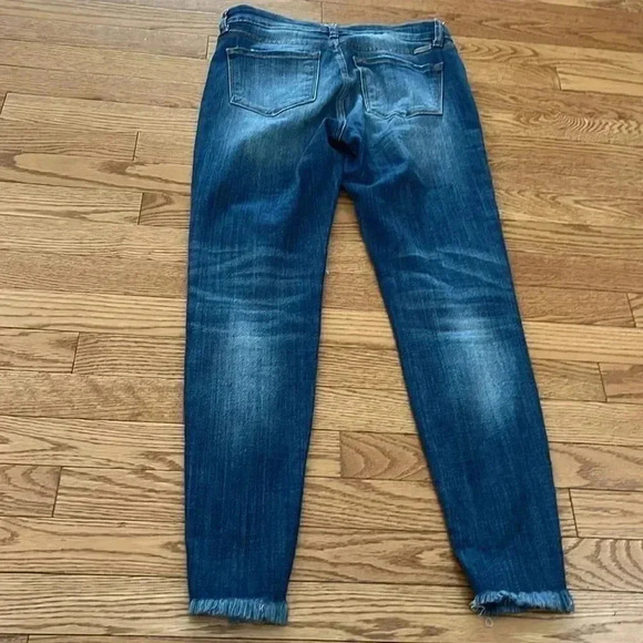 [W27]  KanCan Jeans Sharon-Becky Mid-Rise Distressed Ripped Skinny Jeans - Picture 6 of 7